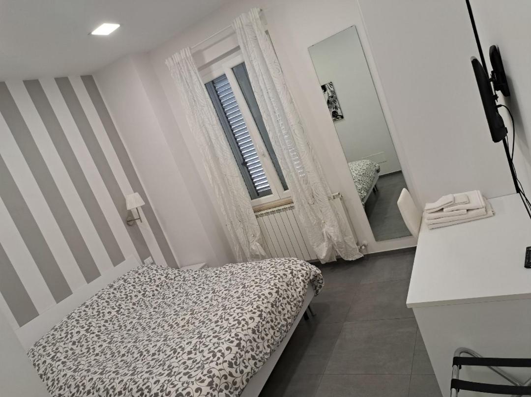 Massaro Apartments Via Firenze Pescara Abruzzo Luaran gambar